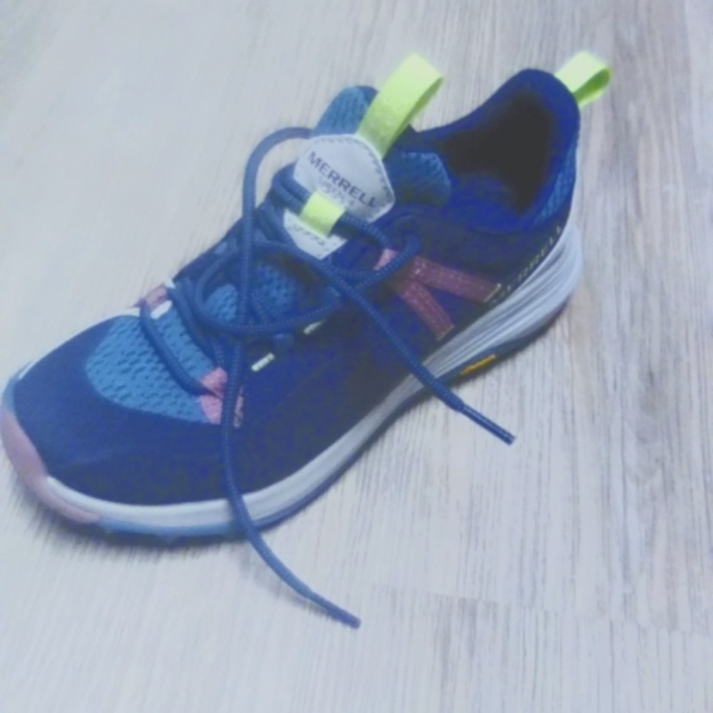 Hiking shoes